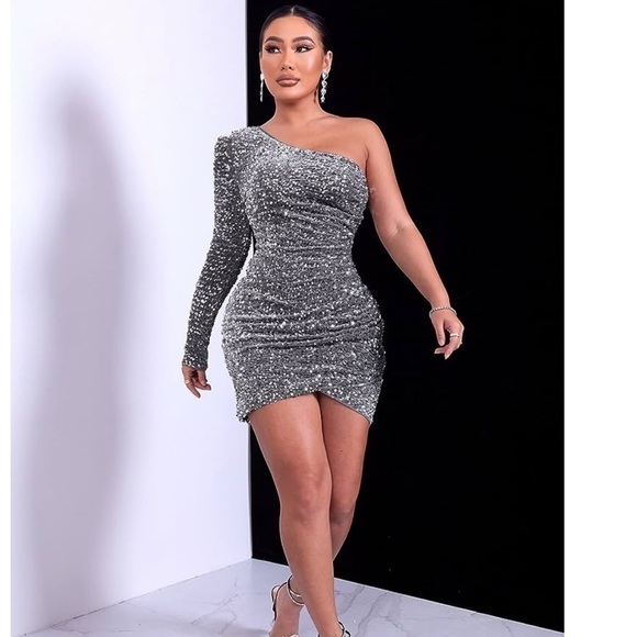 Vintage One Shoulder Glamorous Long Sleeve Sequins Grey Body con Mini Dress NWOT - Picture 11 of 16